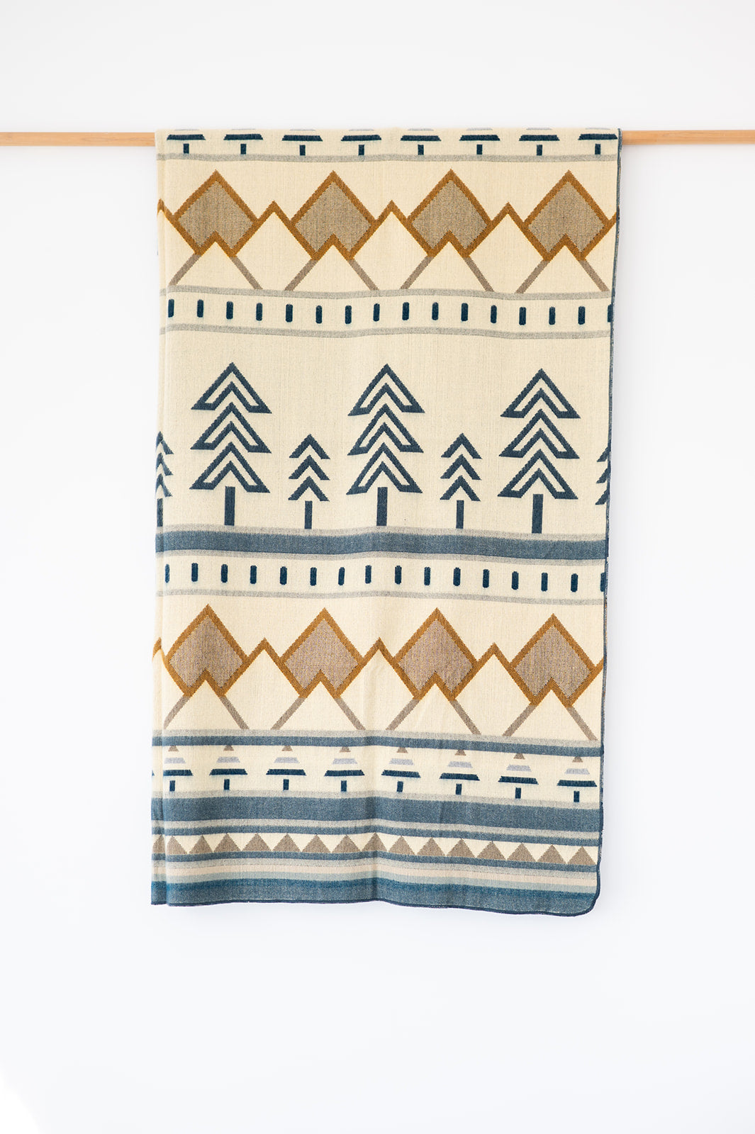 Tree Line Throw Blanket - Bluebird