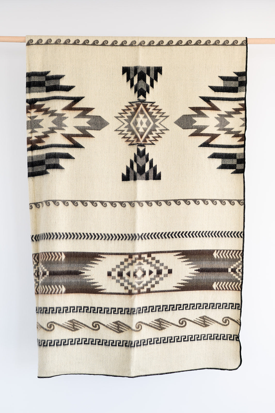 Maskuy Blanket - Cinder
